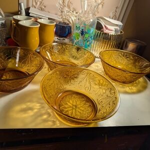 Indiana Glass Amber Serving Floral Glass Berry Bowls - Set of 4